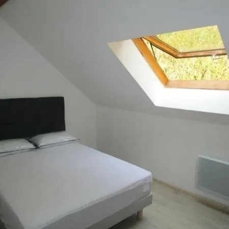 House Cerbillonas 6 * קאוטרט