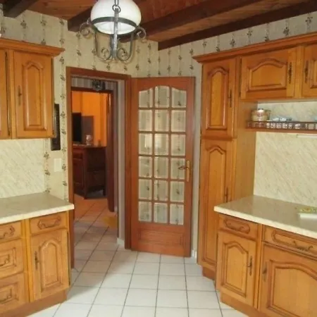 בית נופש House Cerbillonas 6 *
